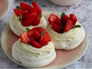#39 : Tester cette recette de Pavlova à la fraise