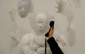 Une œuvre au bout du fil